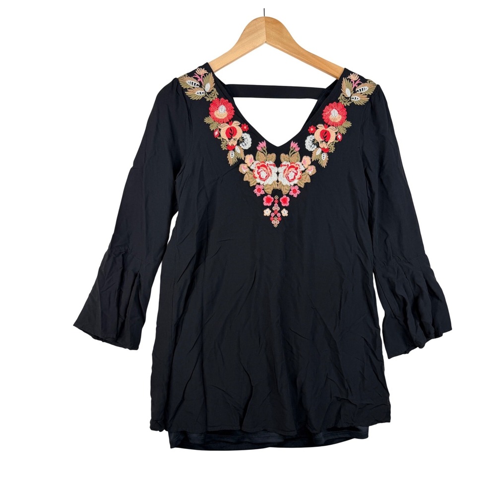 Altar'd State Floral Embroidered Boho Long Sleeve Blouse size Small Black